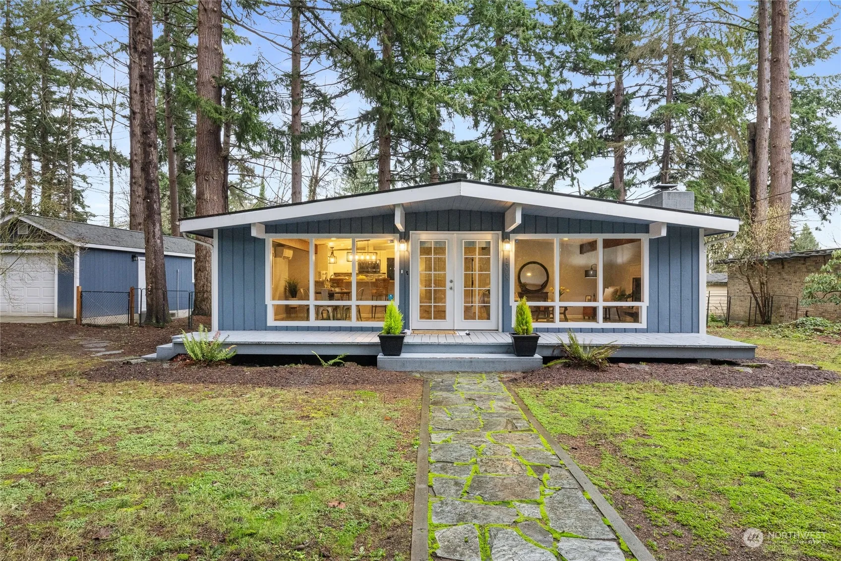 1305 Sw 310th Street , Federal Way, Wa 98023
