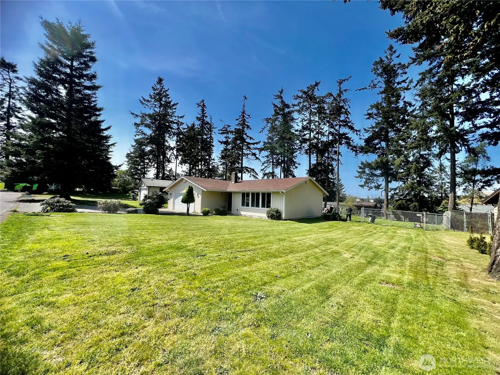 Property photo for 2137 Colonial Way, Oak Harbor