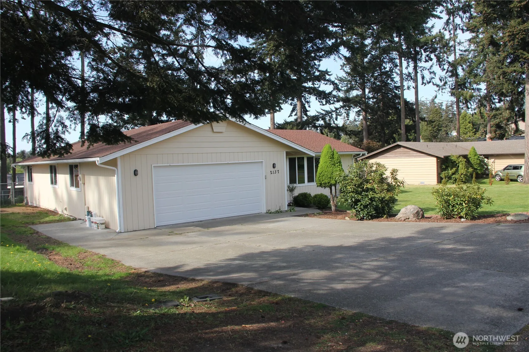 Property photo for 2137 Colonial Way, Oak Harbor photo 4