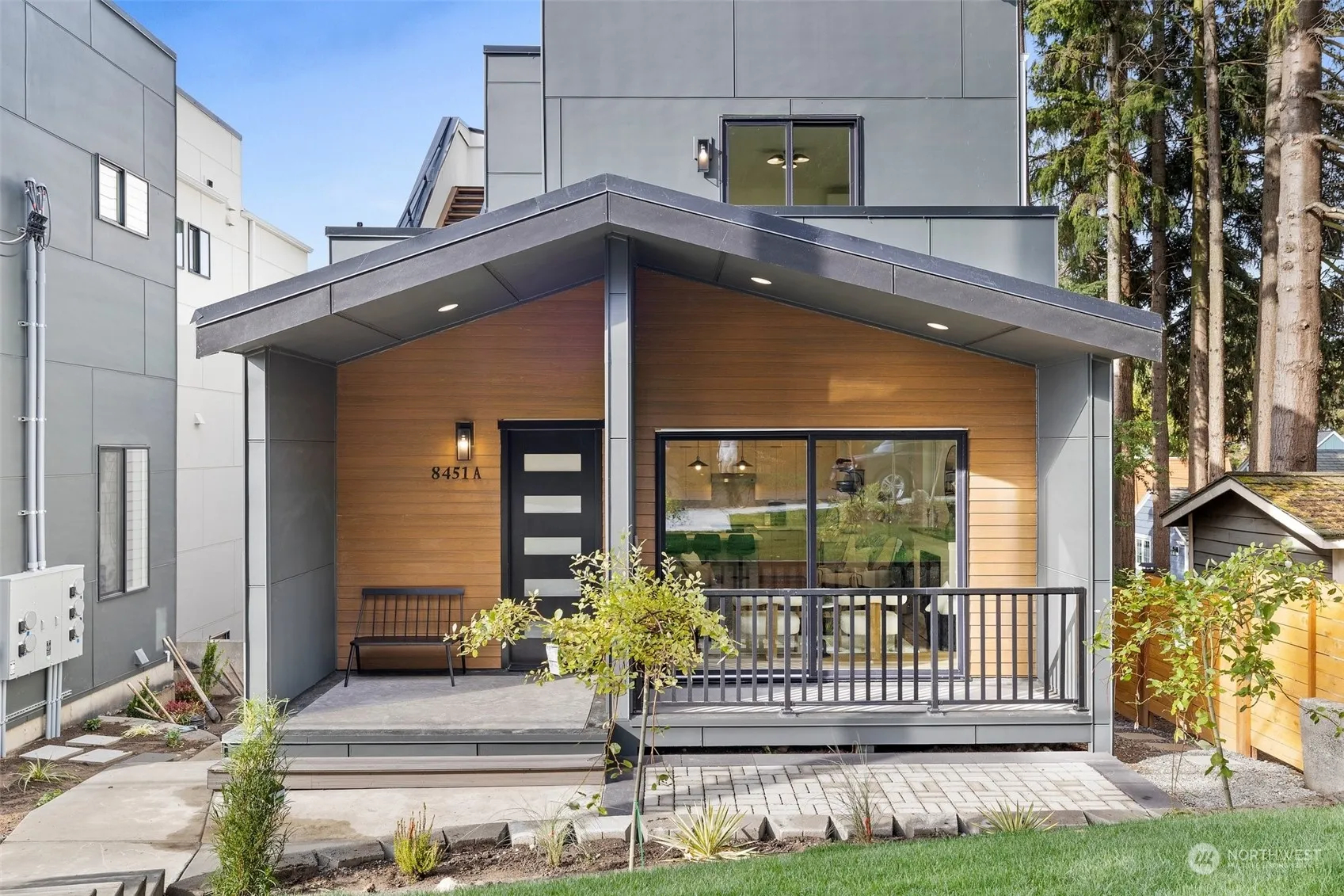8451 24th Avenue Sw #a, Seattle