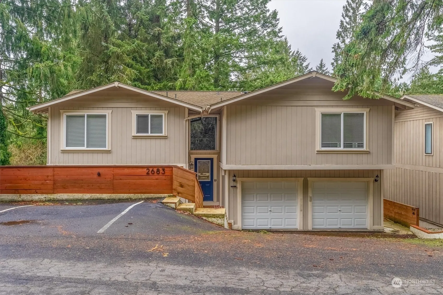 Property photo for 2683 Maplewood Drive, Longview