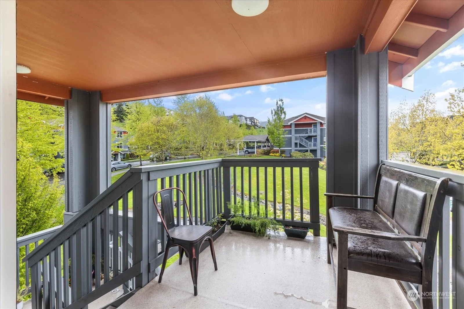 Property photo for 1696 25th Avenue Ne #304, Issaquah photo 4