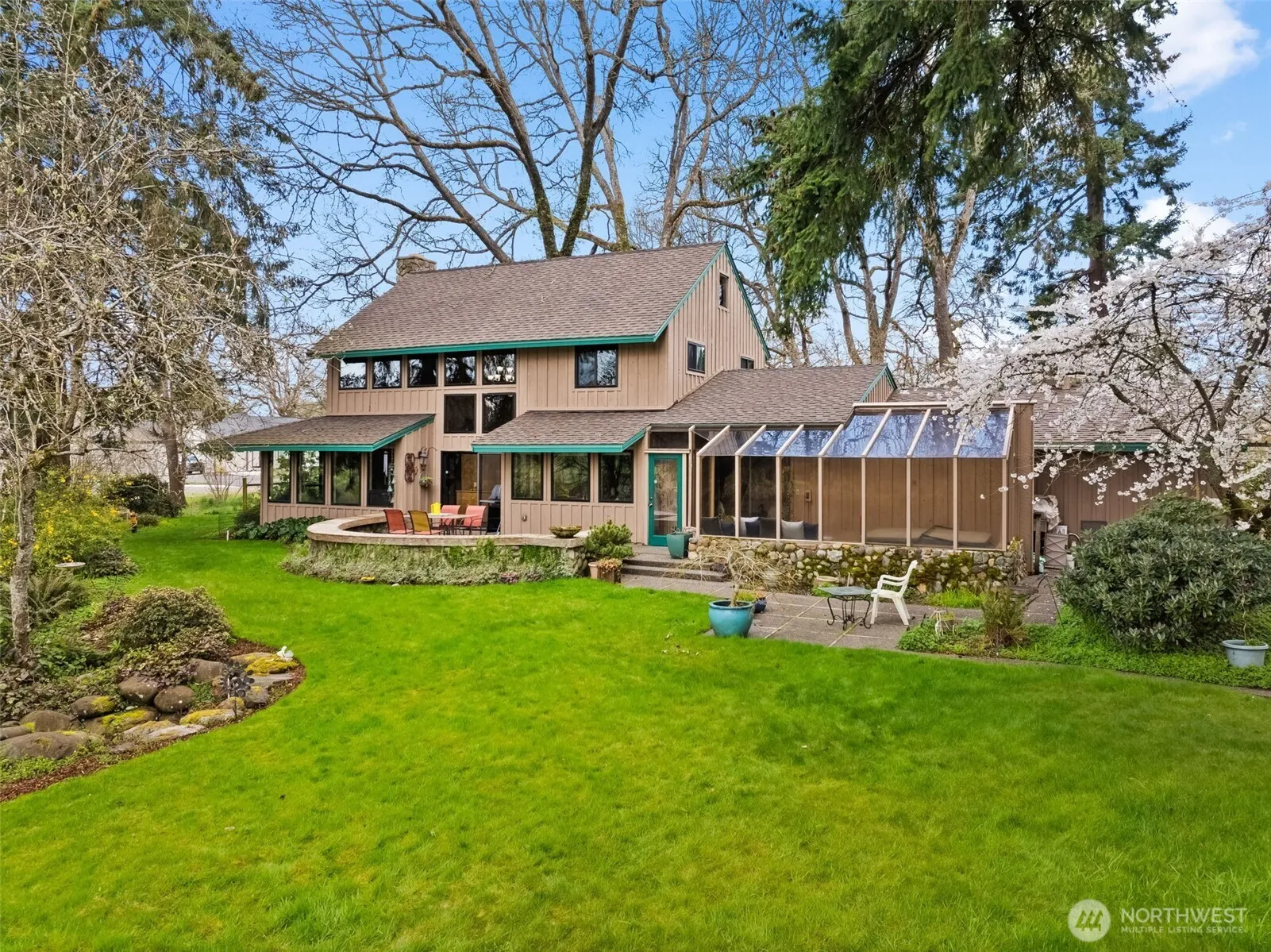 Property photo for 5610 79th Street W, Lakewood