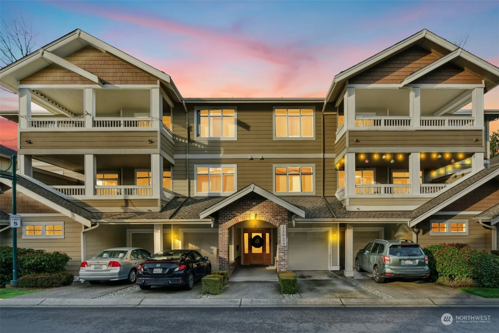 23924 Ne 115th Lane #202, Redmond