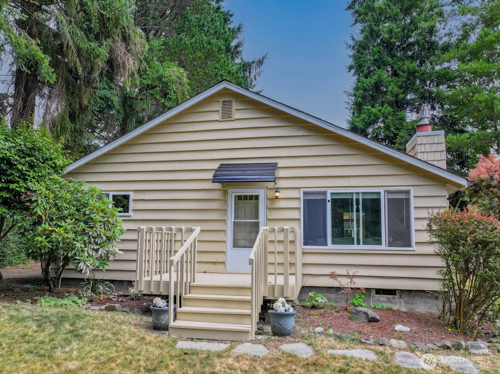 Property photo for 3212 Rocky Point Road Nw, Bremerton photo 4