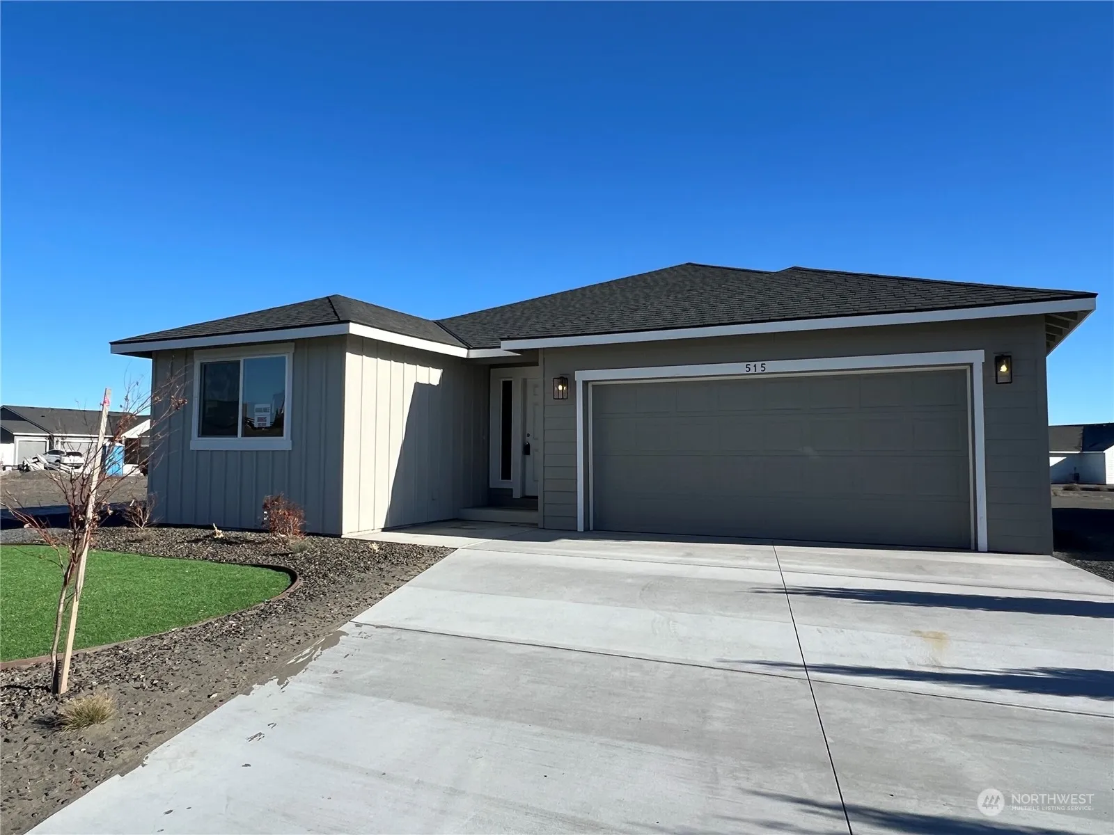 Property photo for 515 W Bufflehead Boulevard, Moses Lake photo 2