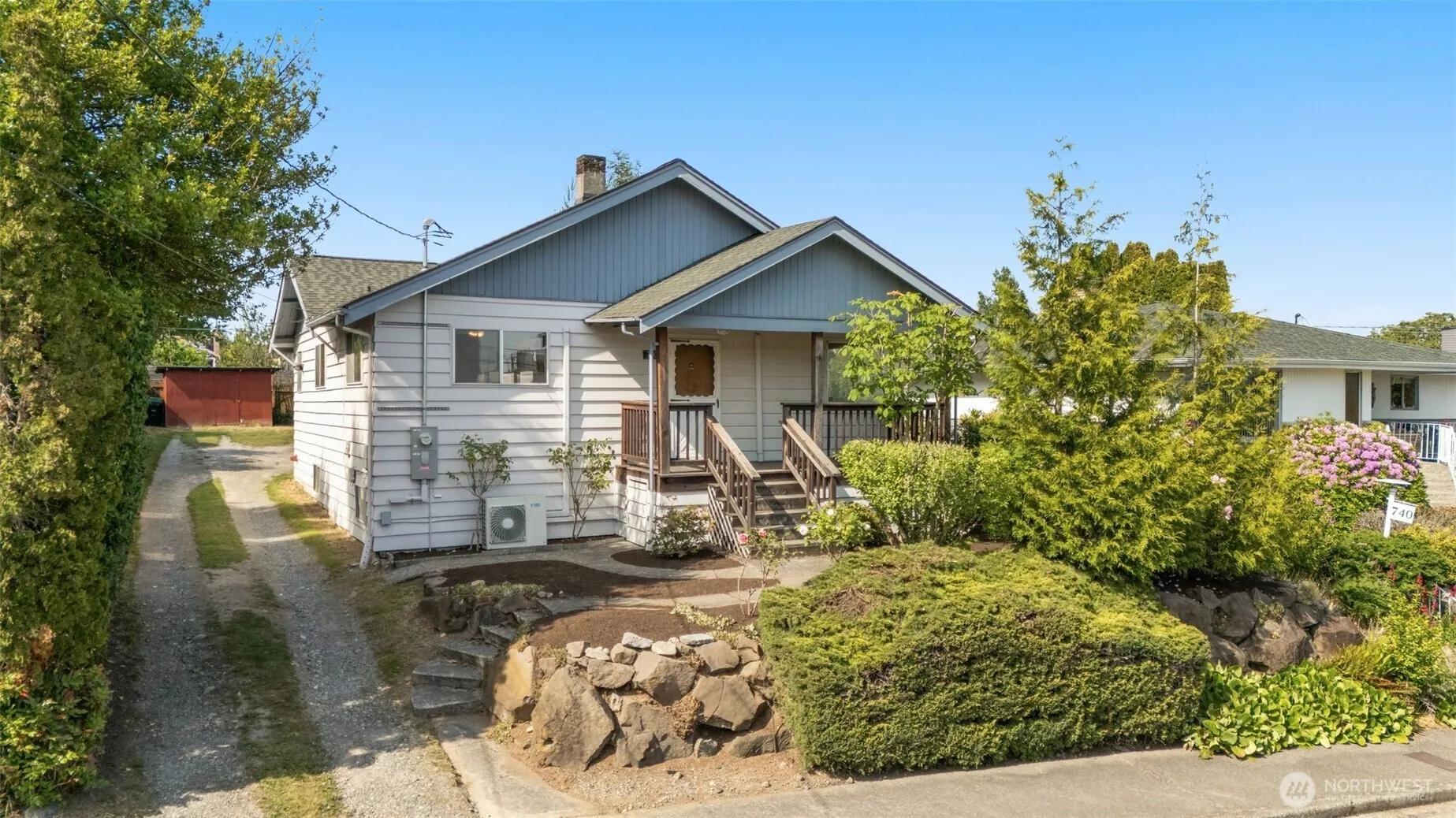 Property photo for 736 N 96th, Seattle