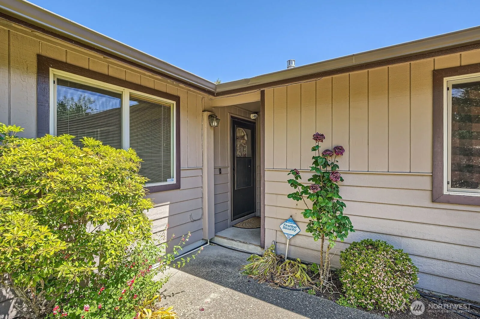 Property photo for 6015 Westgate Boulevard, Tacoma photo 2