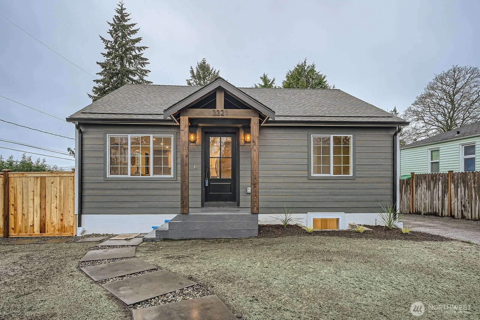 3321 Sw 102 Nd Street, Seattle