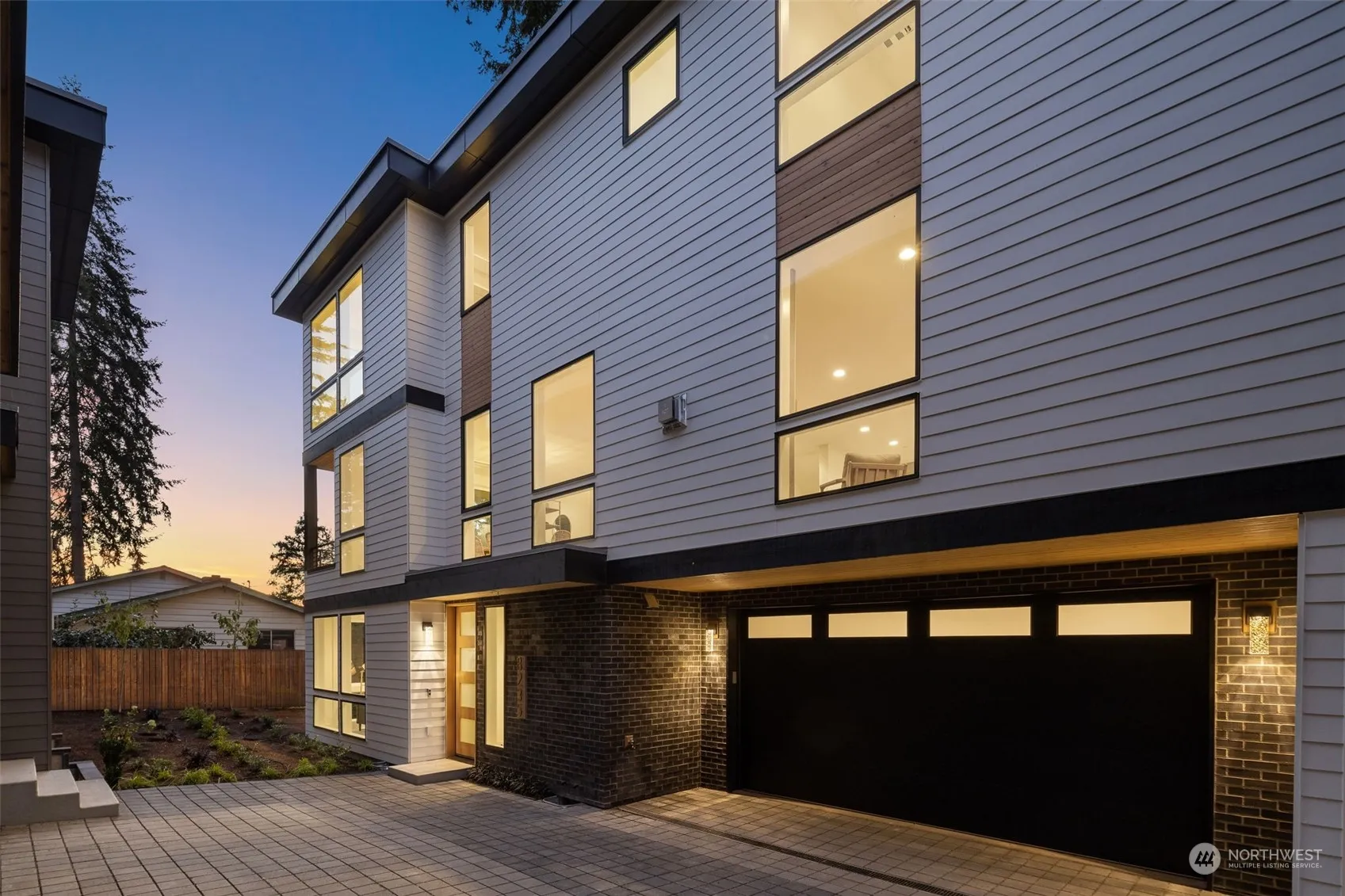 8235 122nd Avenue Ne, Kirkland