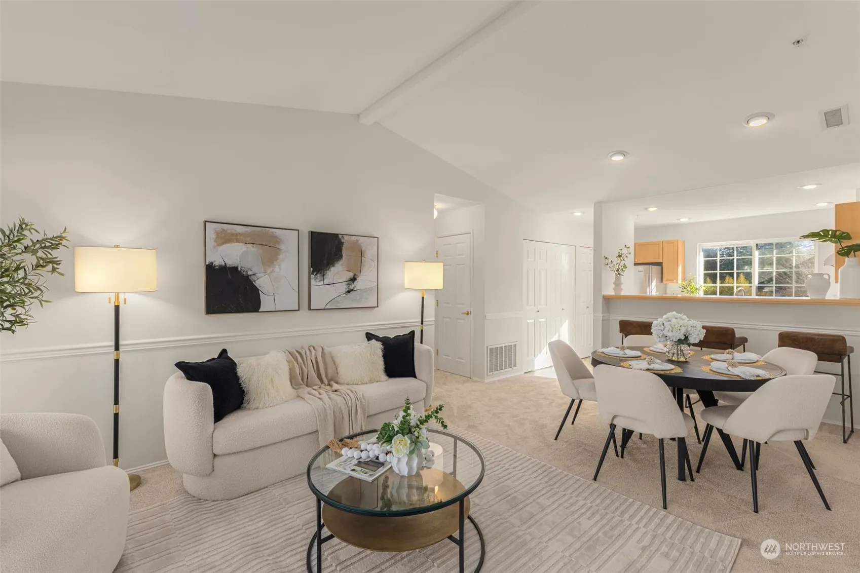 Property photo for 25235 Se Klahanie Boulevard #j302, Sammamish photo 4