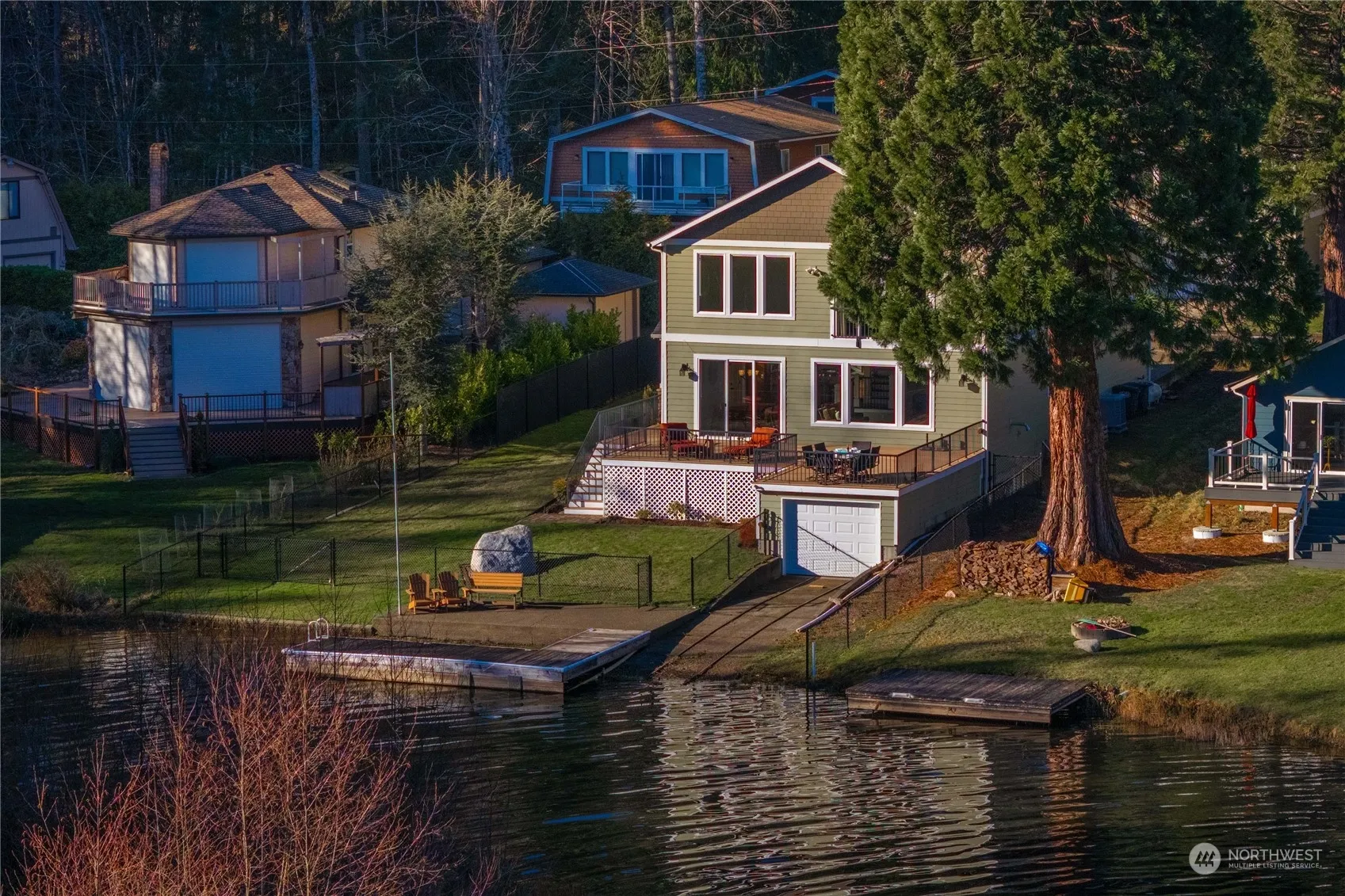 Property photo for 2515 Summit Lake Shore Road Nw, Olympia photo 4