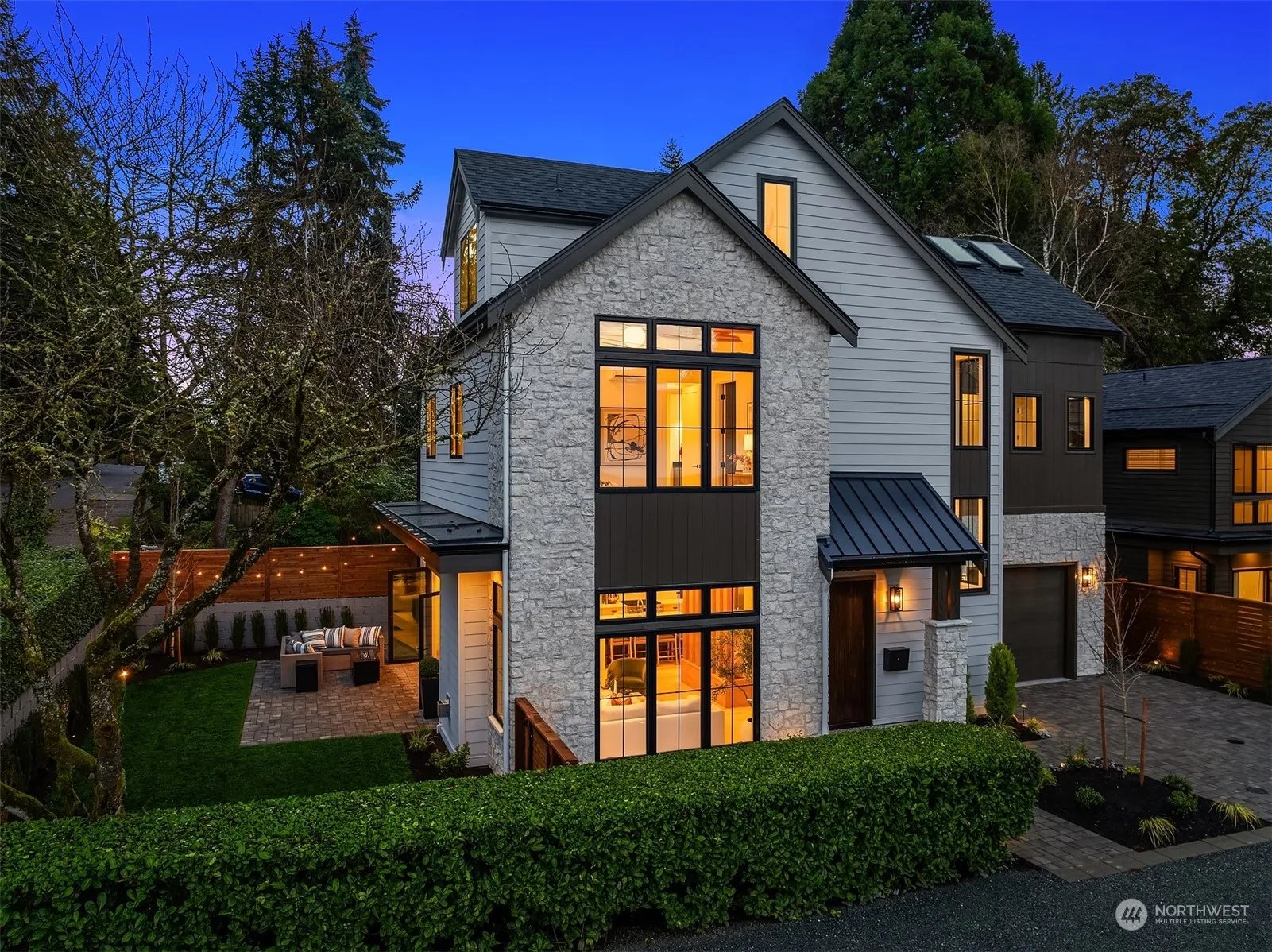 2353 Ne 91st Street, Seattle