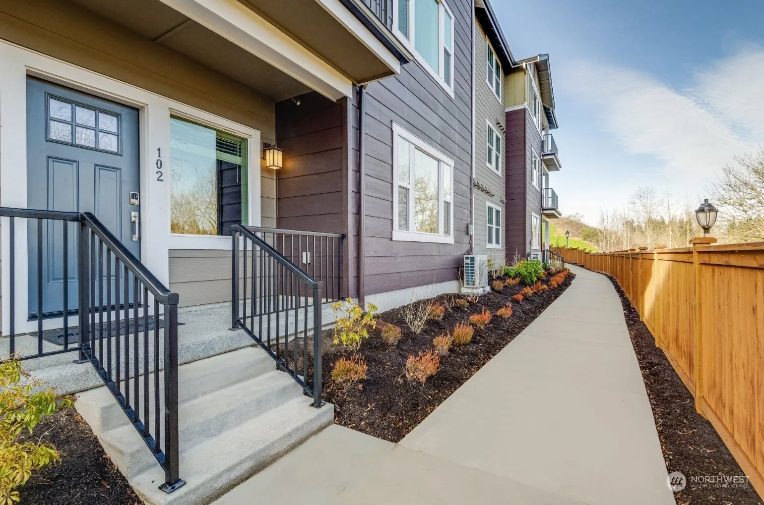 19382 Ne 69th Circle #102, Redmond