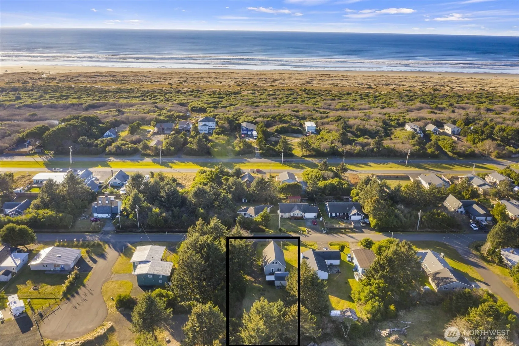 Property photo for 520 Inlet Avenue Nw, Ocean Shores photo 2