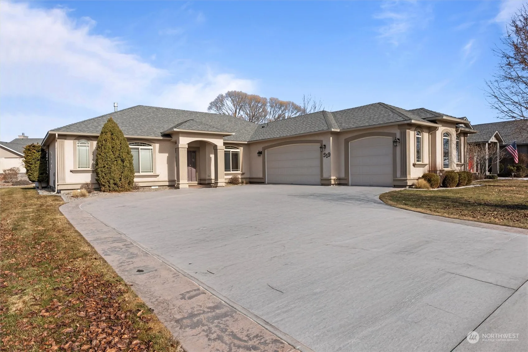 Property photo for 519 Bluff West Dr, Moses Lake