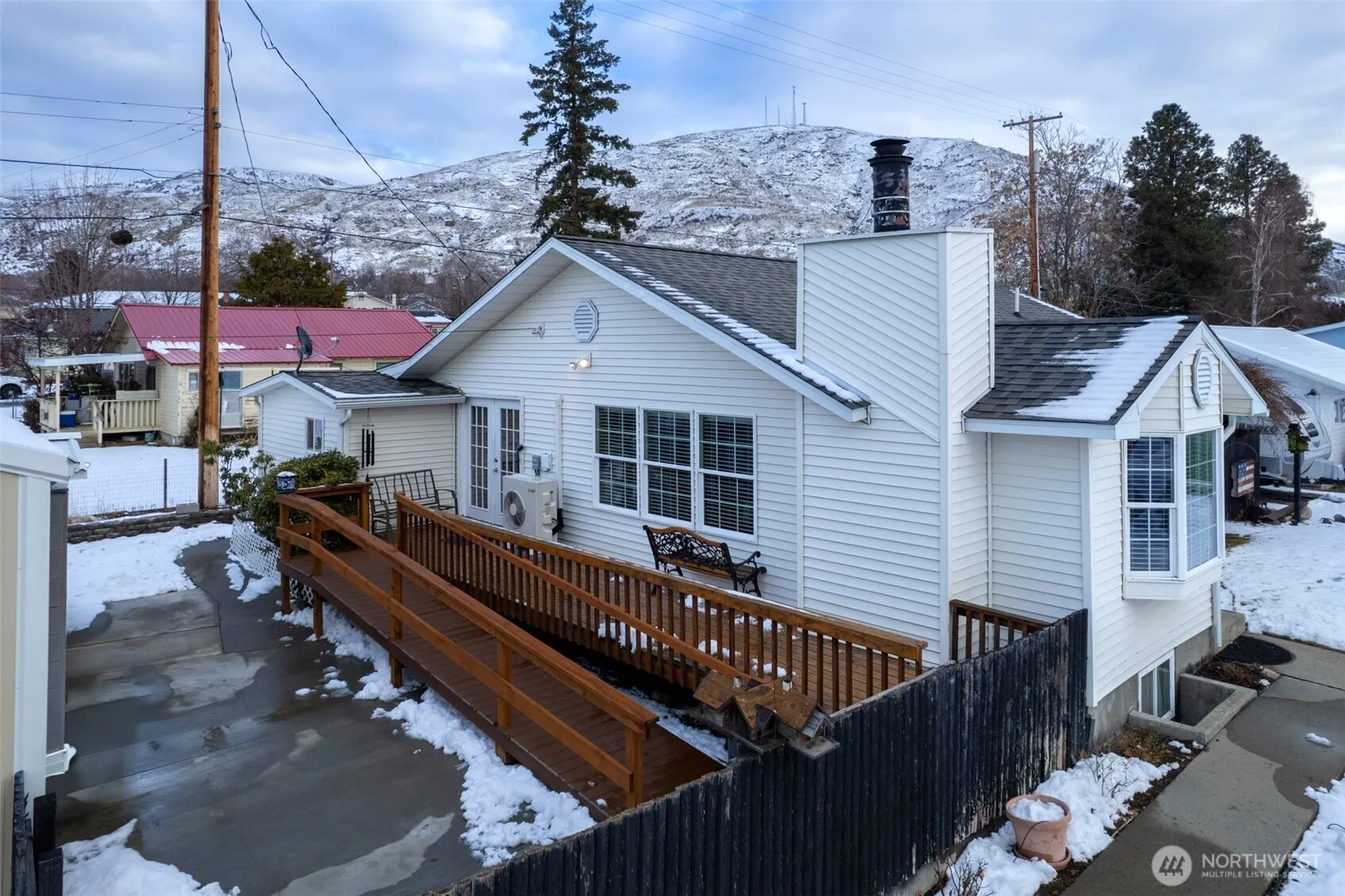 Property photo for 711 Holly Street, Coulee Dam photo 4