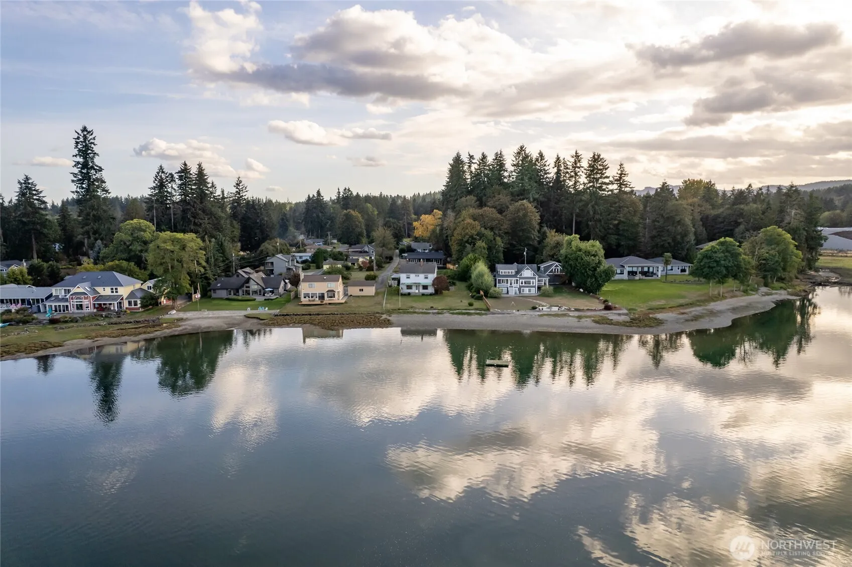 Property photo for 4412 Dyes Inlet Rd Nw, Bremerton