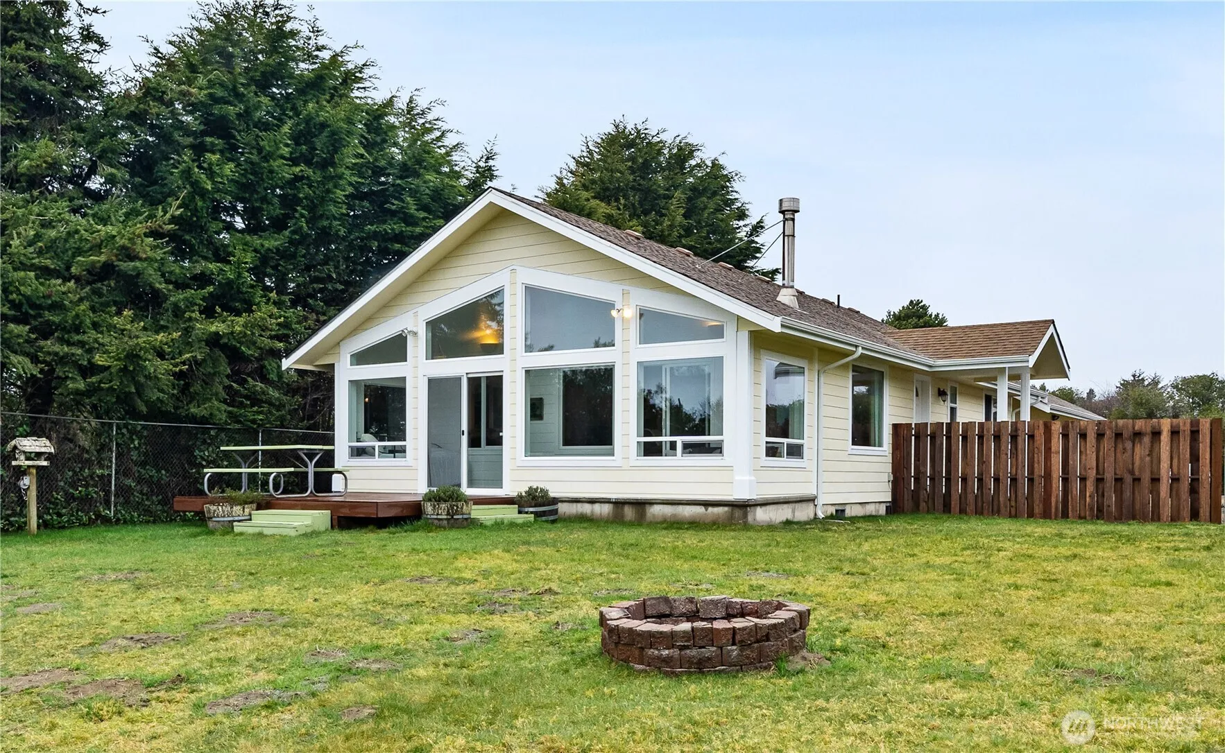 Property photo for 340 King Cyrus Loop Sw, Ocean Shores