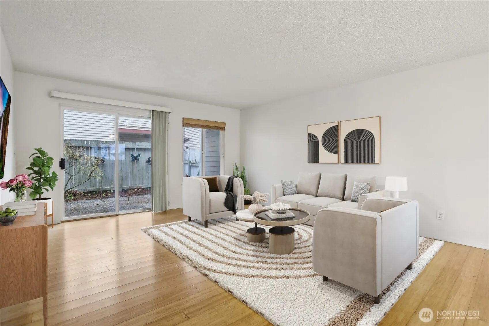 8823 Holly Drive #g102, Everett