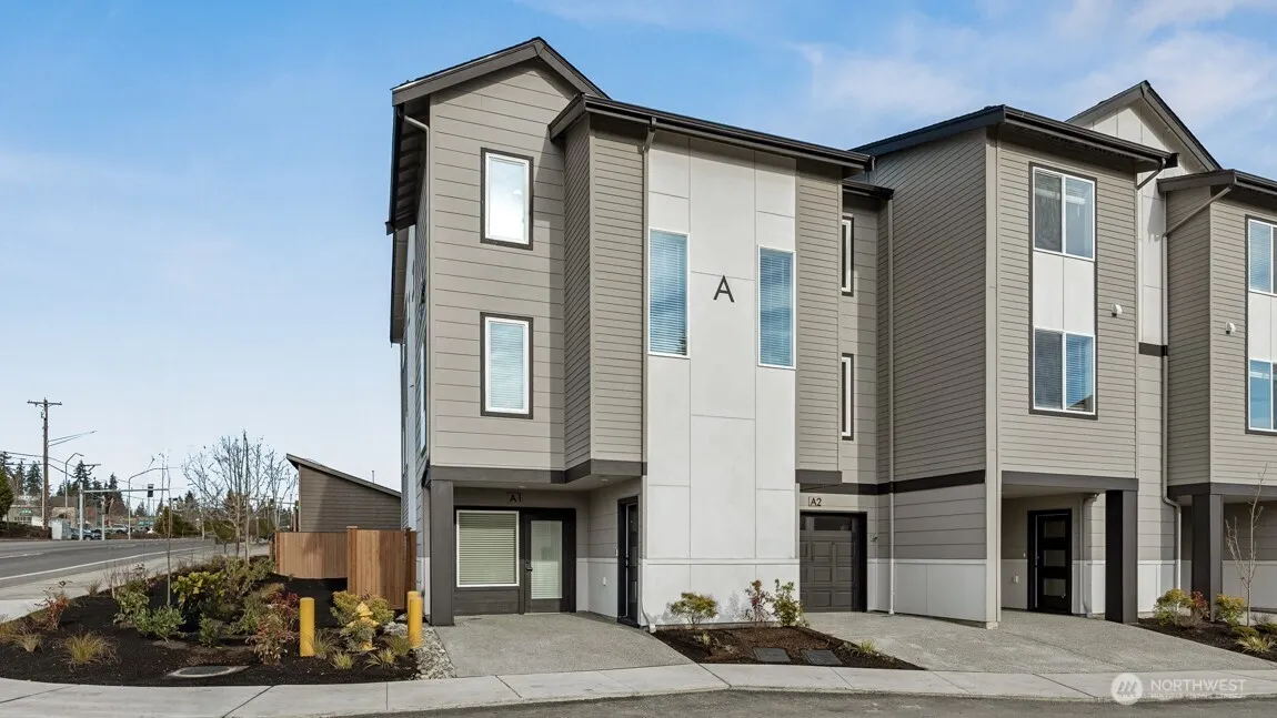 16723 Alderwood Mall Parkway #d2, Lynnwood