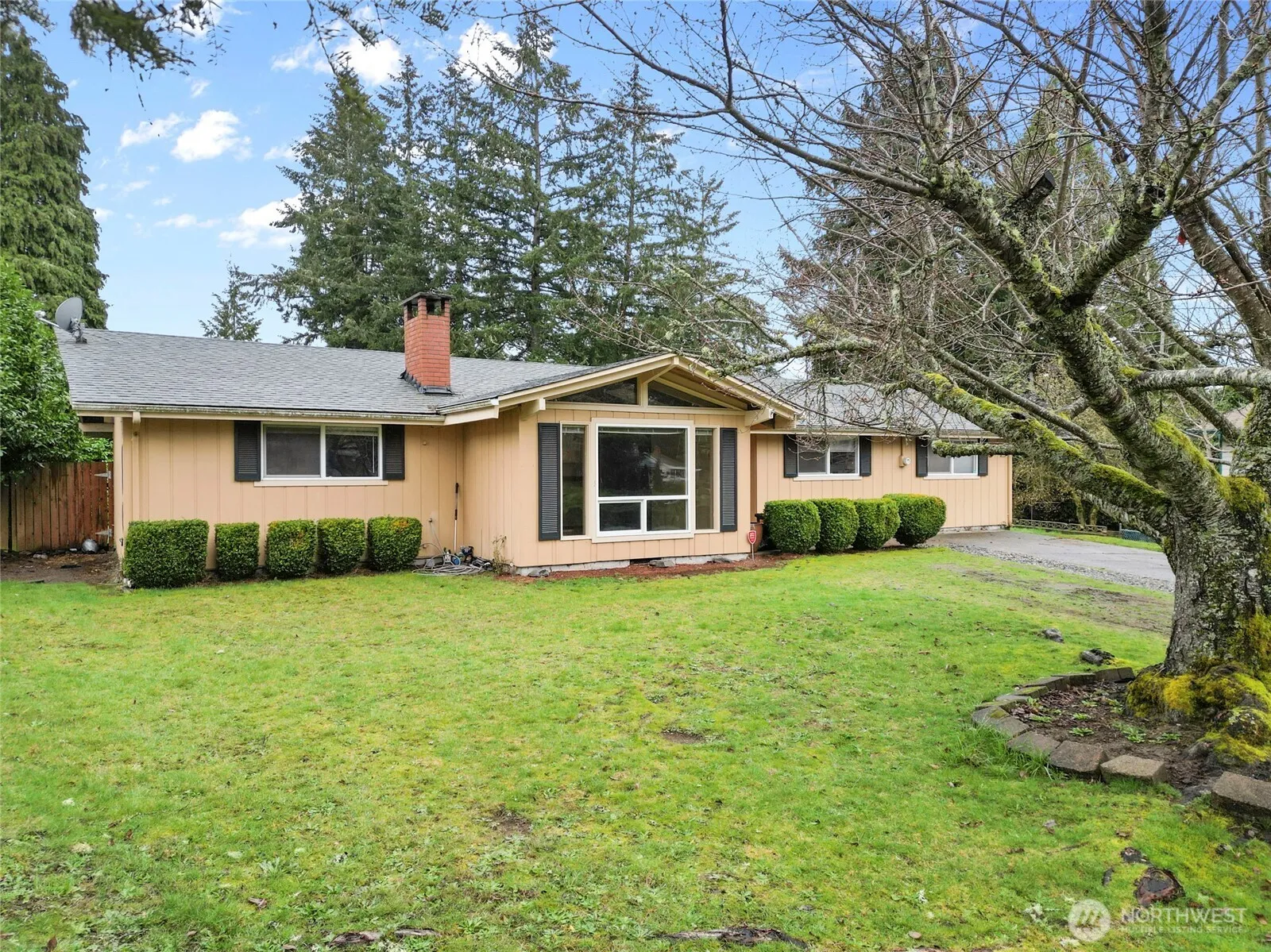 Property photo for 10820 109th Street Sw, Tacoma photo 2