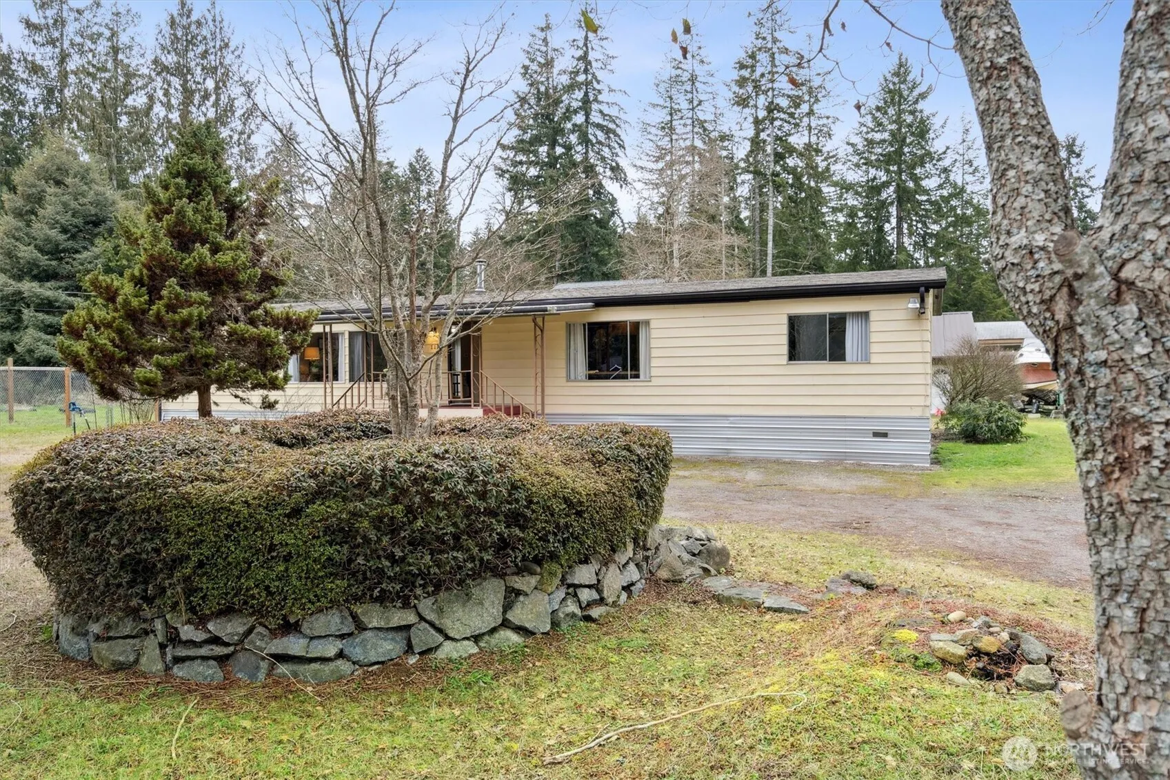 Property photo for 111 Kingsway Nw, Bremerton