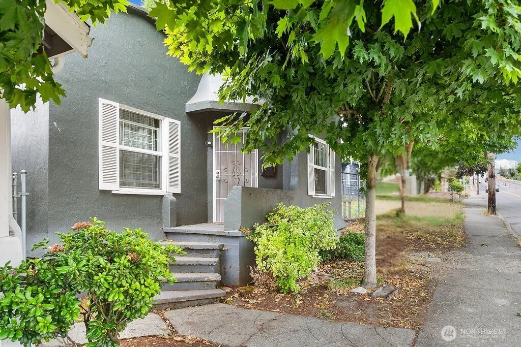 Property photo for 1105 6th Street, Bremerton
