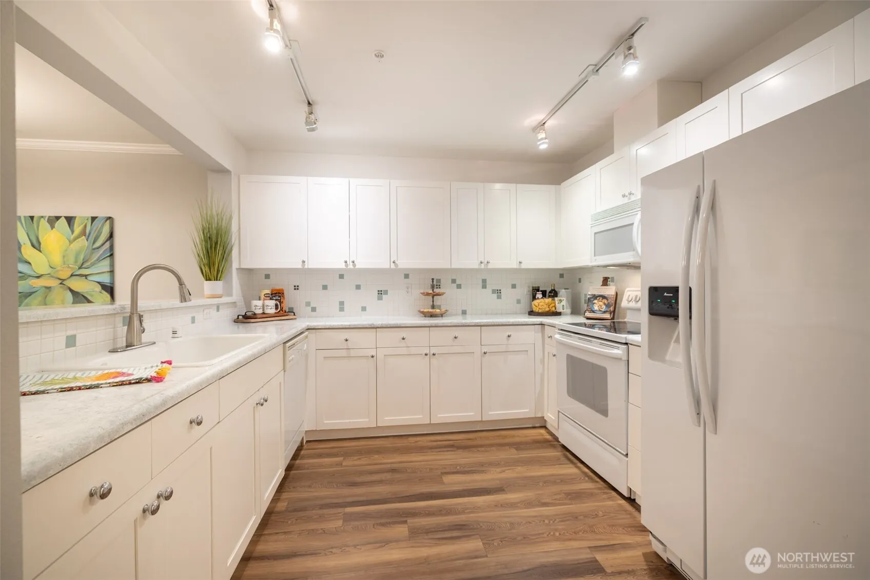 Property photo for 23420 Se Black Nugget Road #g103, Issaquah photo 5