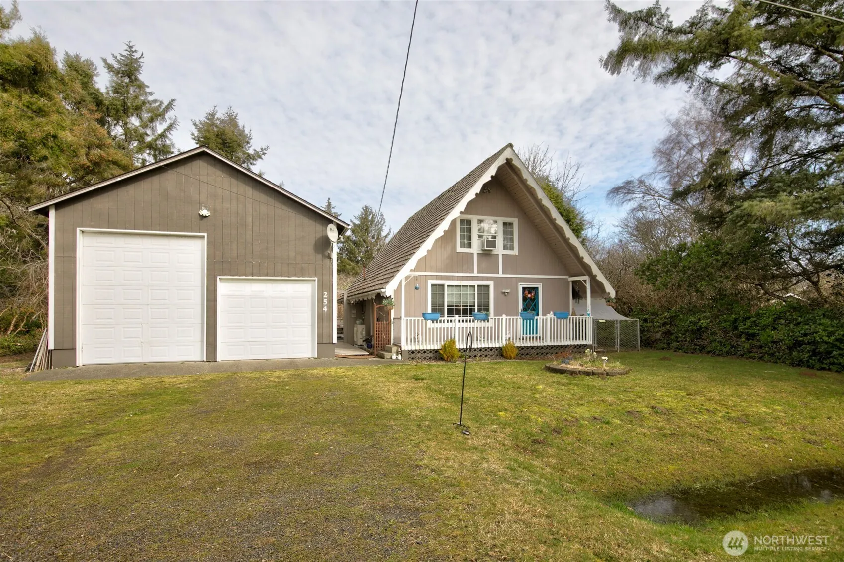 Property photo for 254 Wishkah Street Sw, Ocean Shores photo 2