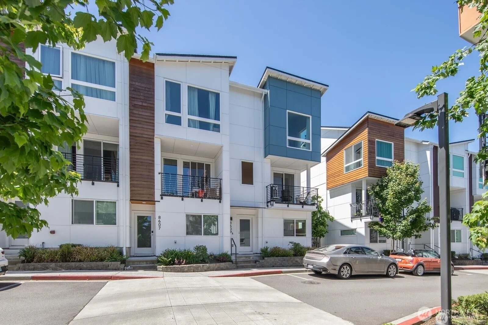 8609 22nd Place Ne, Seattle