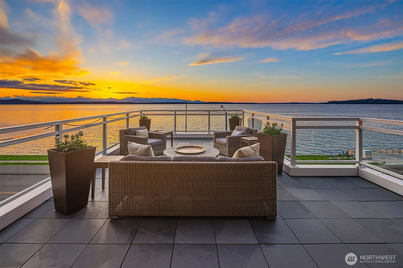1514 Alki Avenue Sw, Seattle