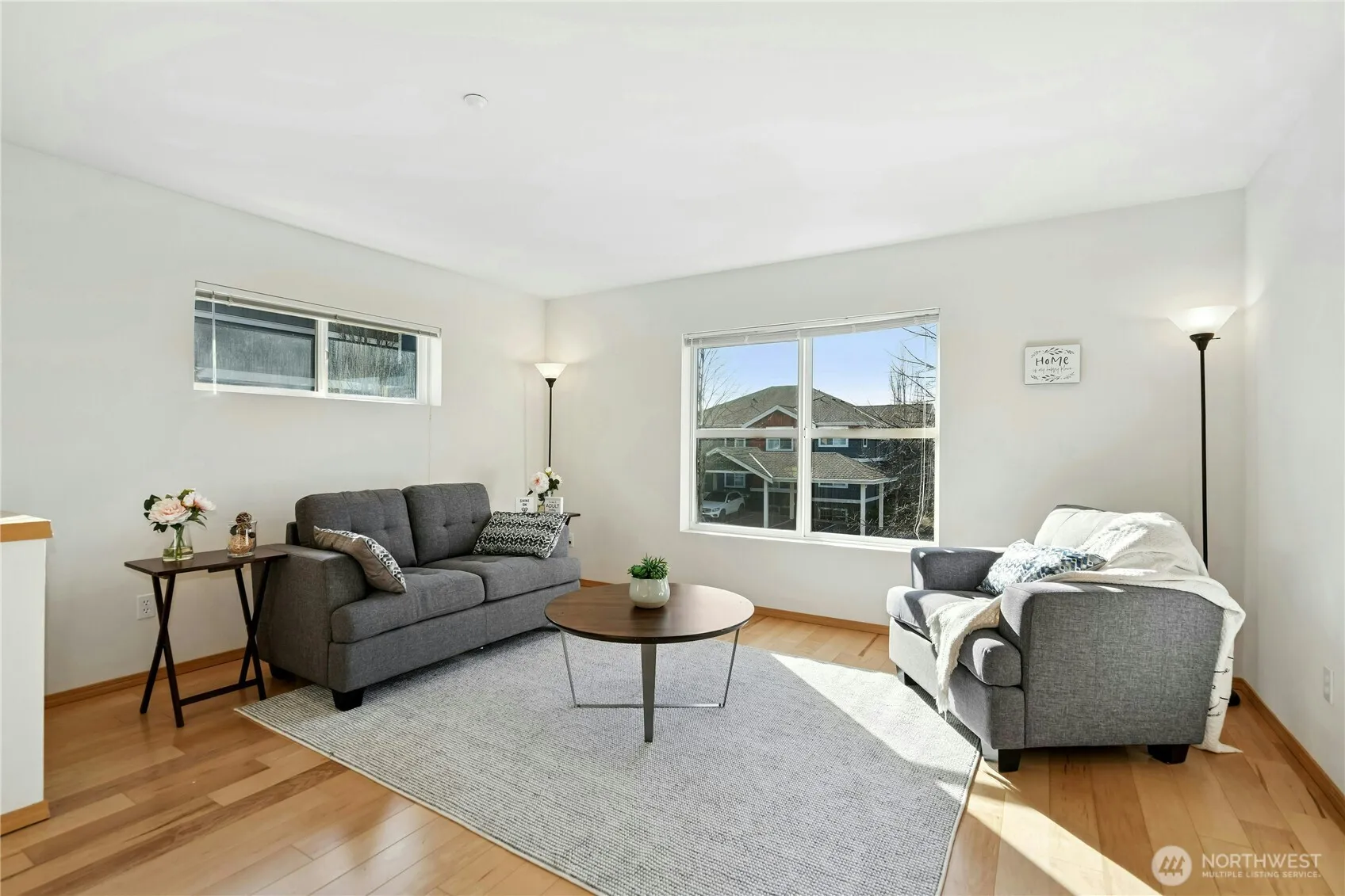 Property photo for 1672 25th Place Ne #304, Issaquah photo 3