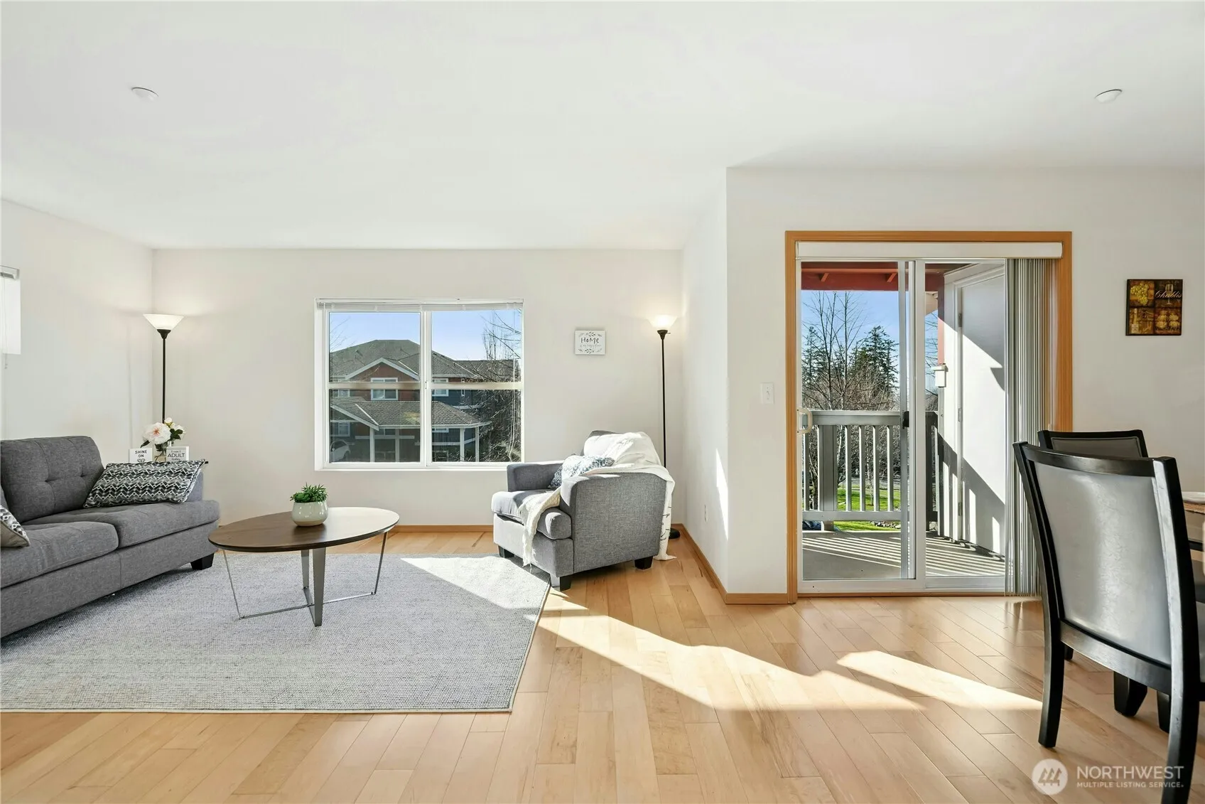 Property photo for 1672 25th Place Ne #304, Issaquah photo 4
