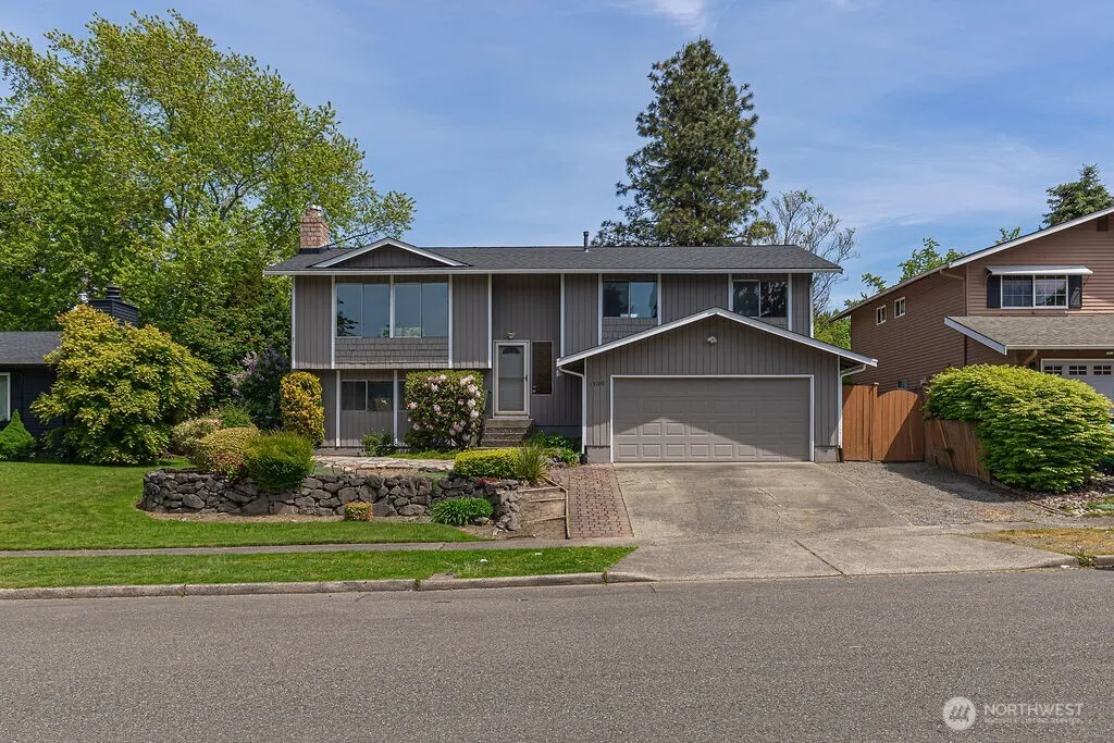 Property photo for 1500 Harrington Avenue Se, Renton