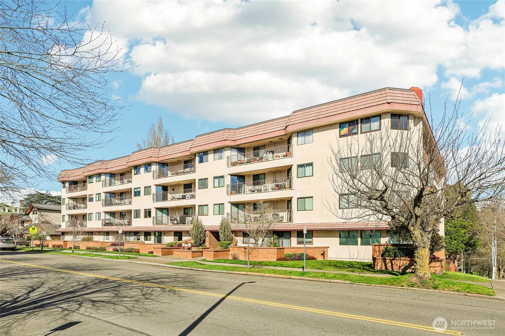 909 N I Street #101, Tacoma