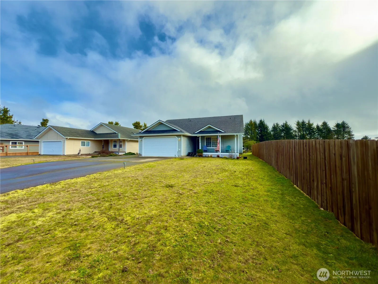 Property photo for 338 Wildwood Avenue Se, Ocean Shores photo 2