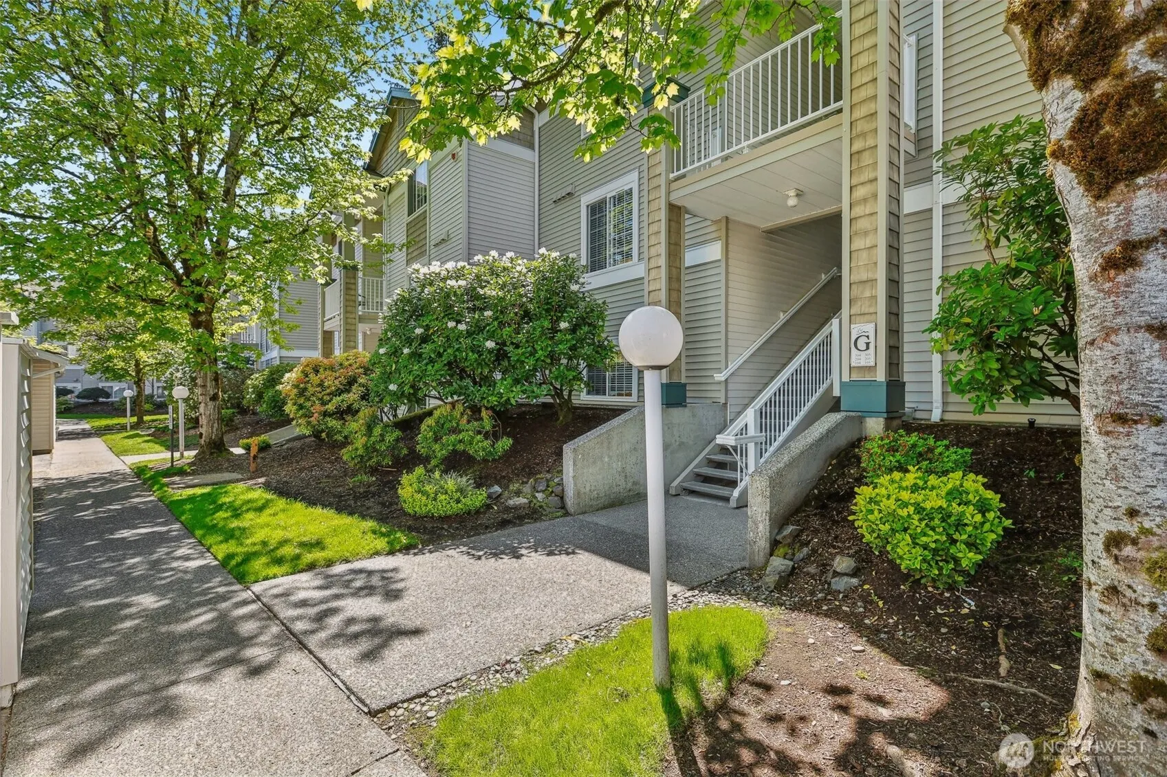 Property photo for 25235 Se Klahanie Boulevard #g105, Sammamish photo 2