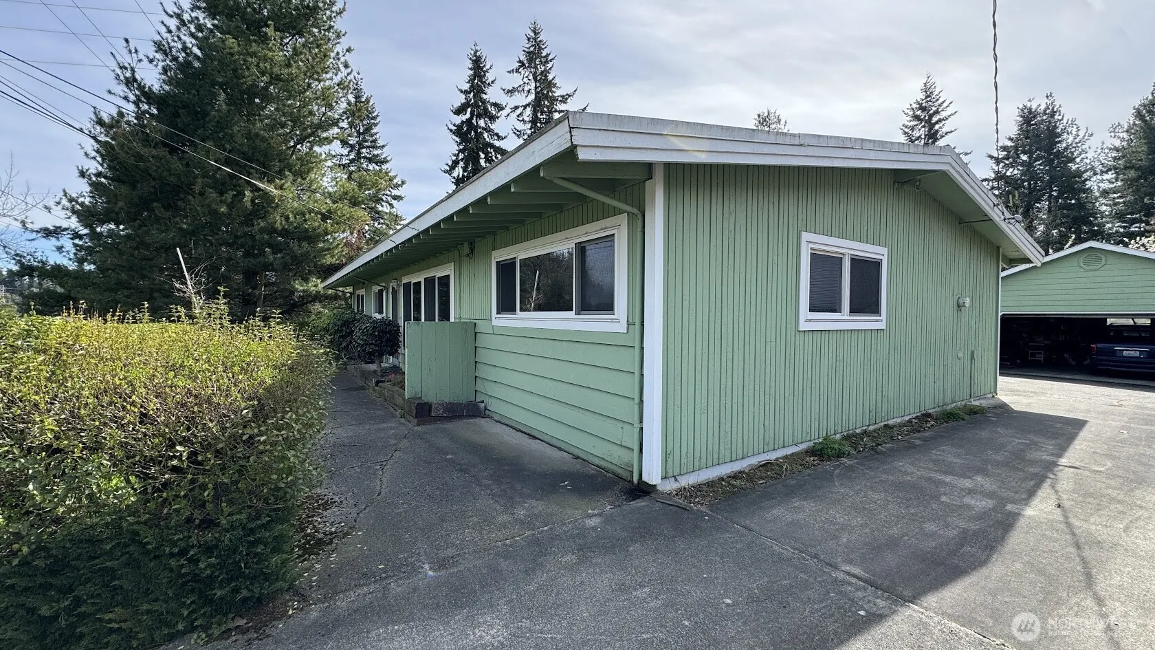 341 Ne 185th Street, Shoreline