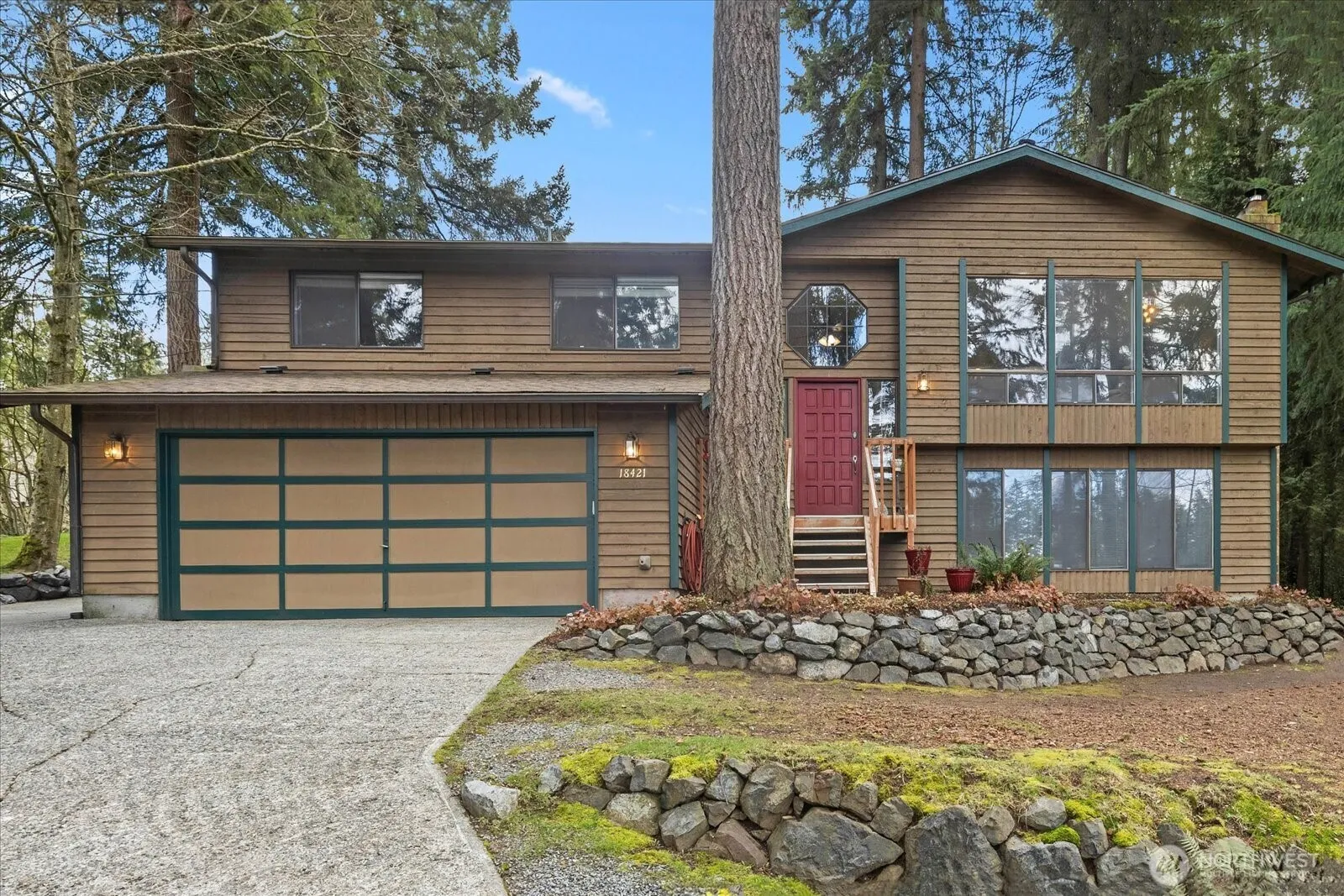 18421 Larch Way, Lynnwood