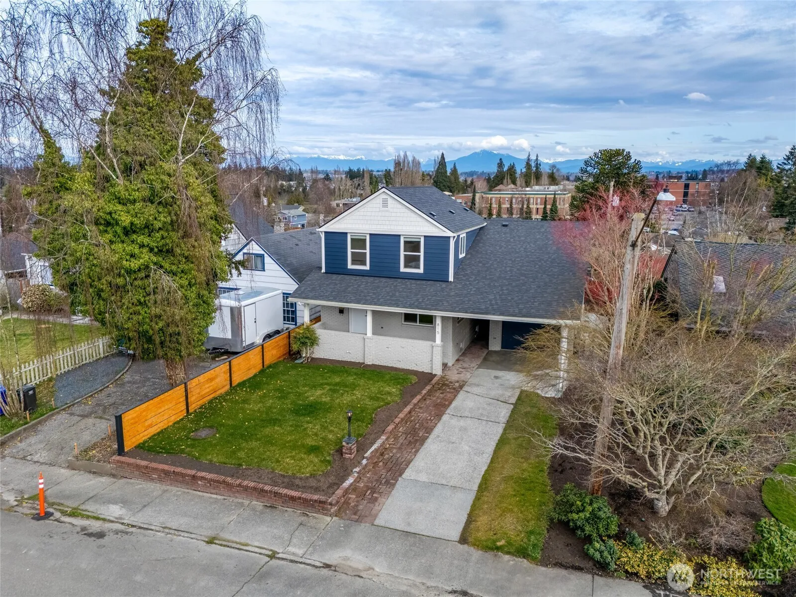 815 Hoyt Avenue, Everett