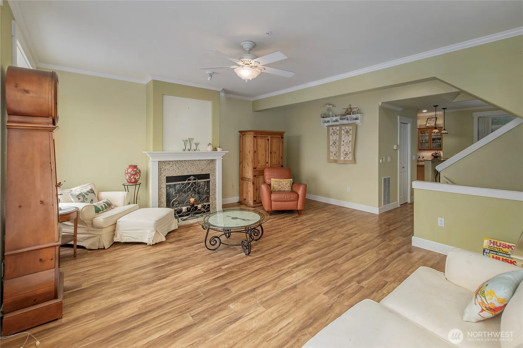 Property photo for 23300 Se Black Nugget Road #d4, Issaquah photo 3
