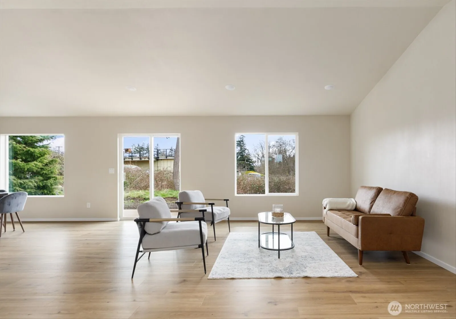 Property photo for 651 Cranberry Drive, Oak Harbor photo 4