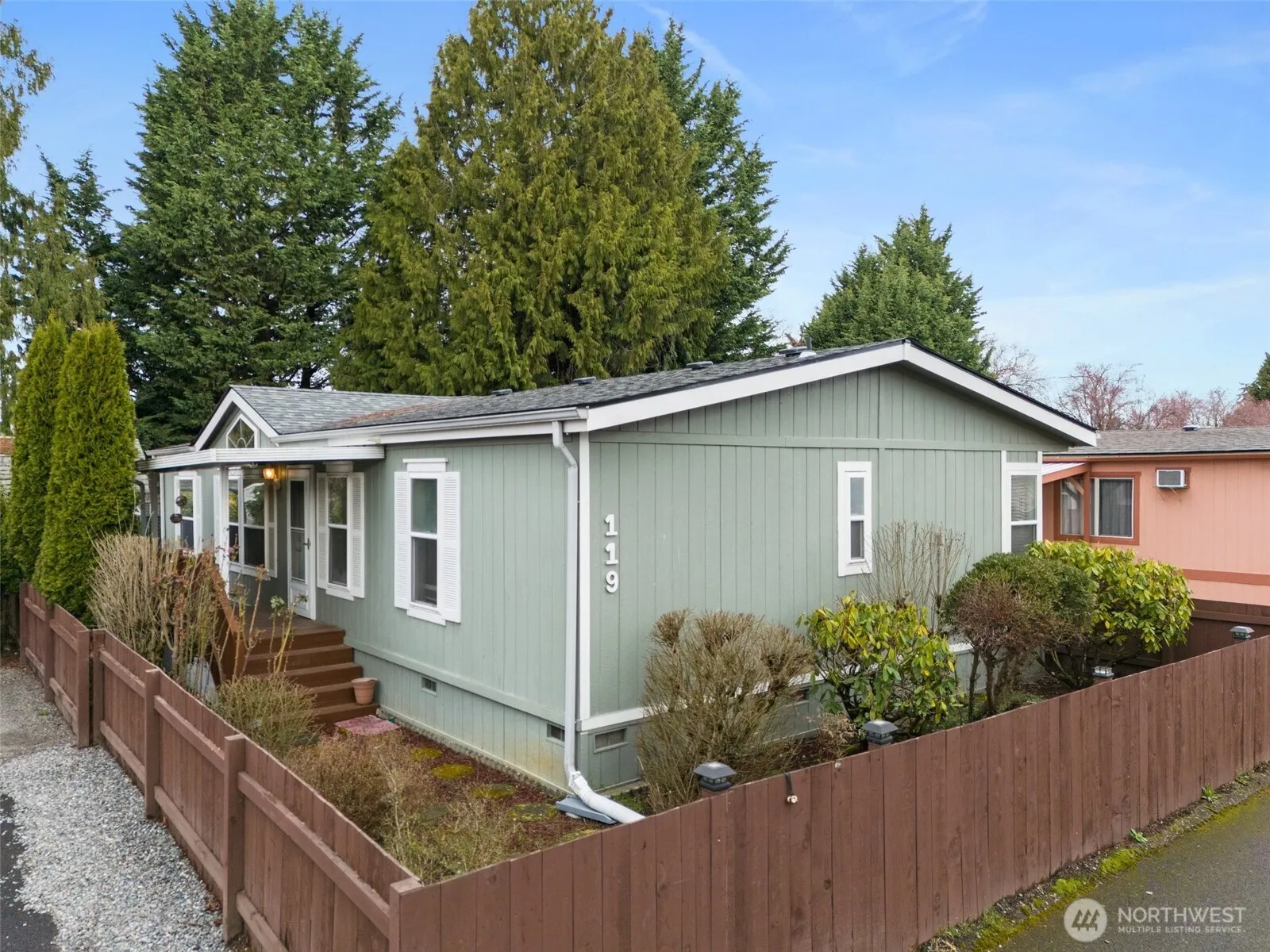 401 37th Street Se, Auburn