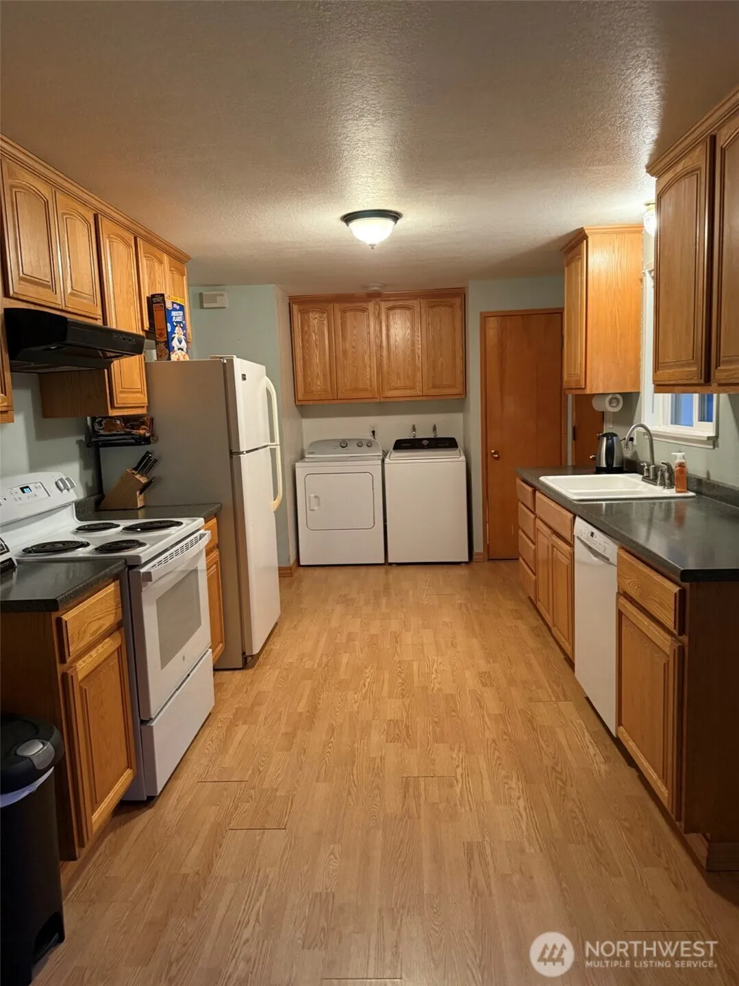 Property photo for 10817 107th Street Sw, Lakewood photo 4