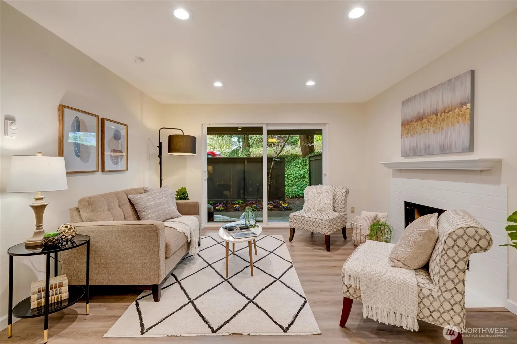 11917 93rd Lane Ne #103, Kirkland