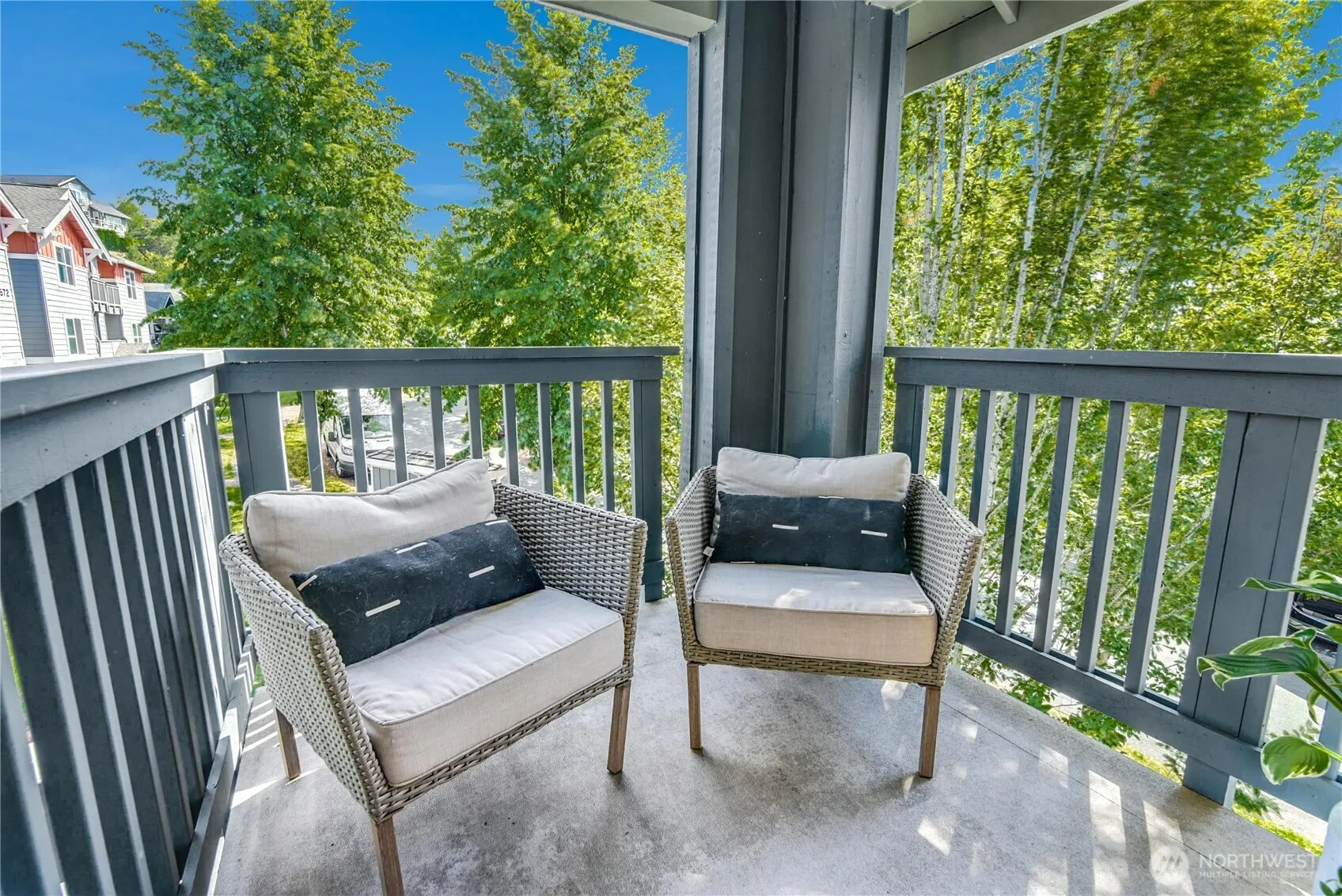 Property photo for 1698 25th Place Ne #304, Issaquah photo 5