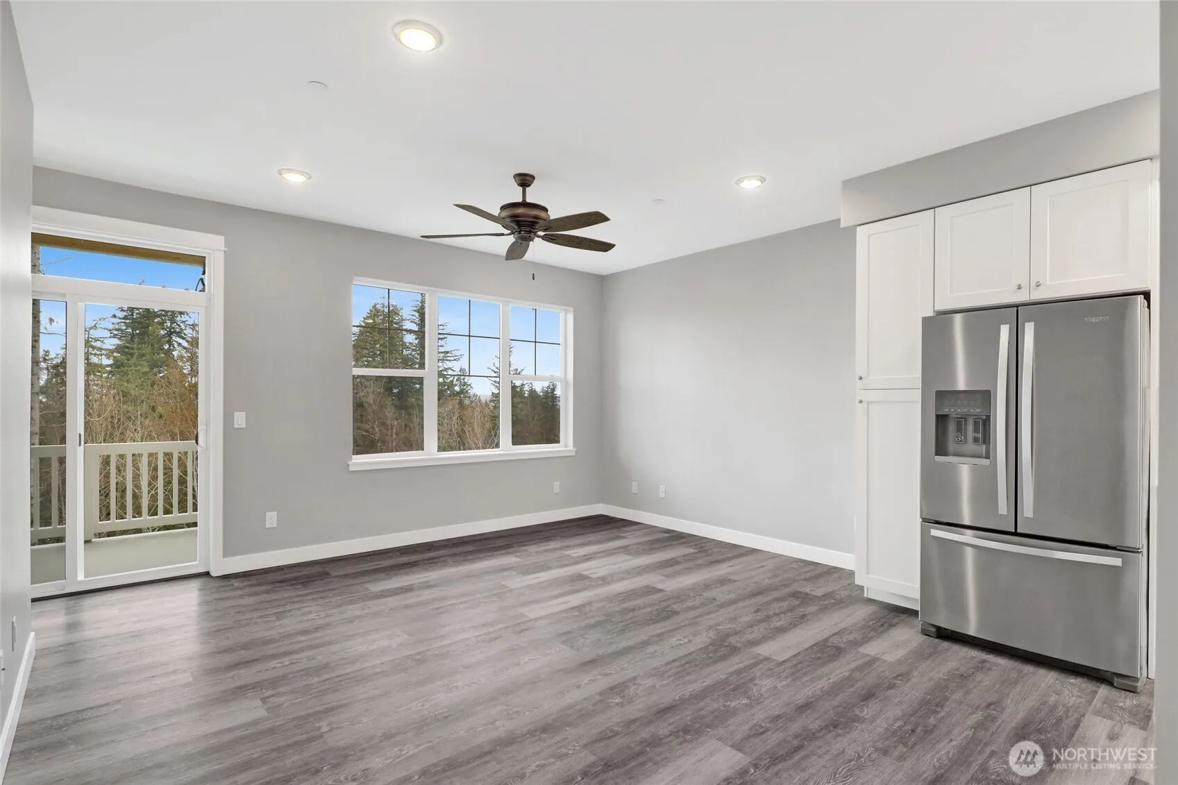 Property photo for 3527 Sussex Drive, Bellingham photo 4