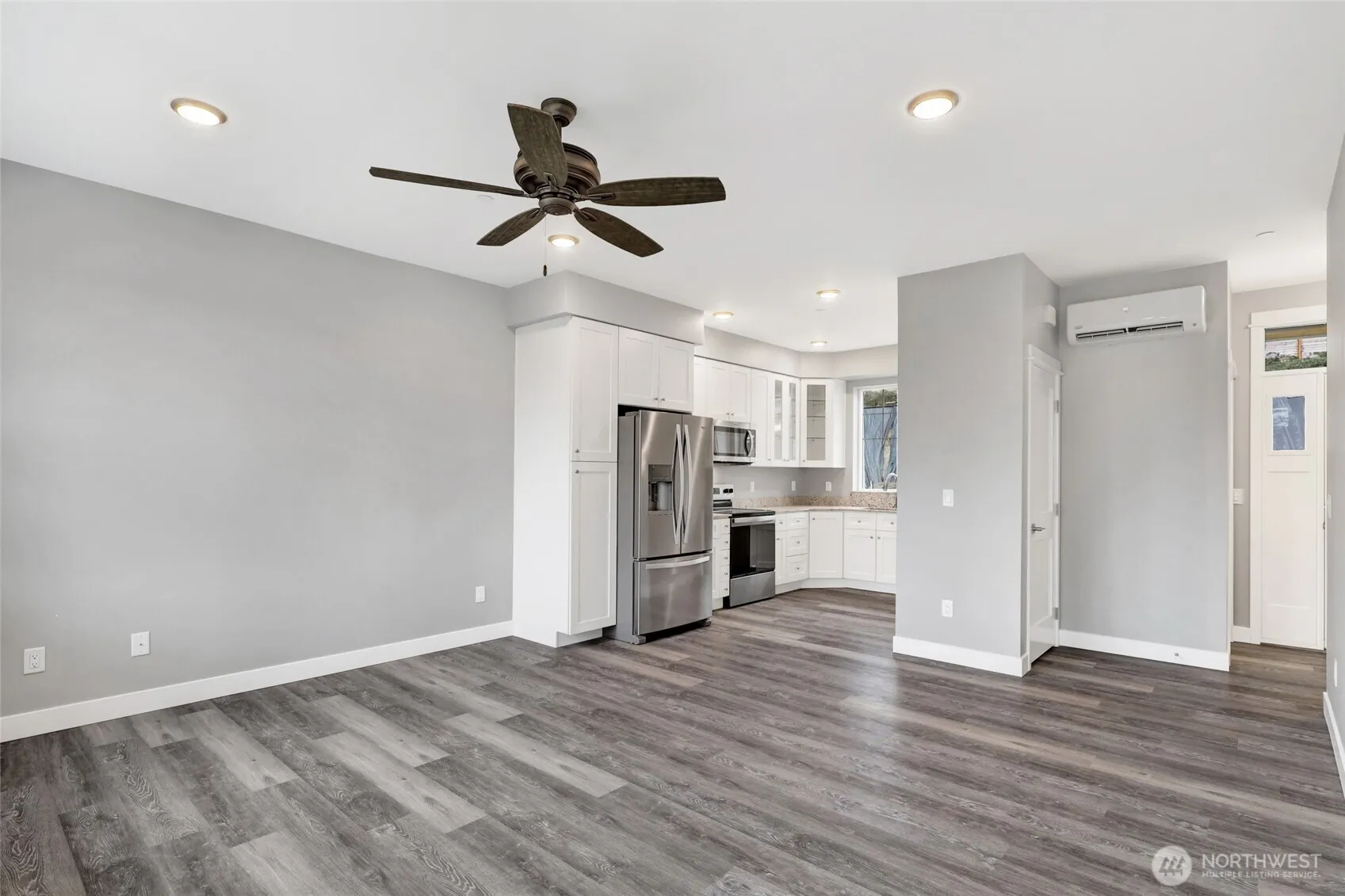 Property photo for 3527 Sussex Drive, Bellingham photo 5