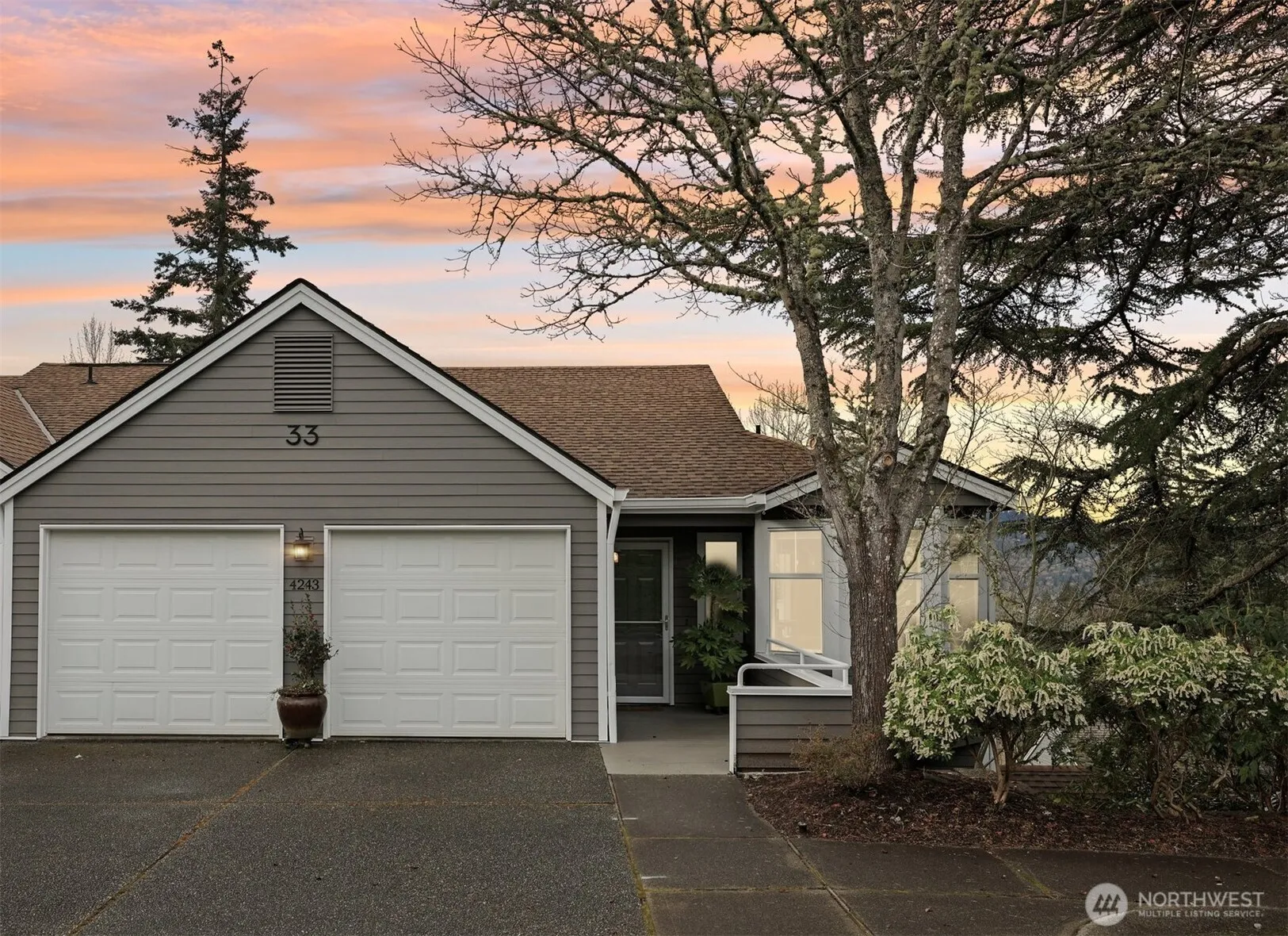 Property photo for 4243 Providence Point Drive Se #2100, Issaquah photo 2